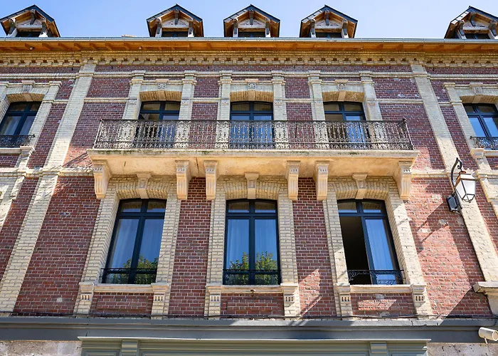 L'invitation Au Voyage - & Hotel Honfleur