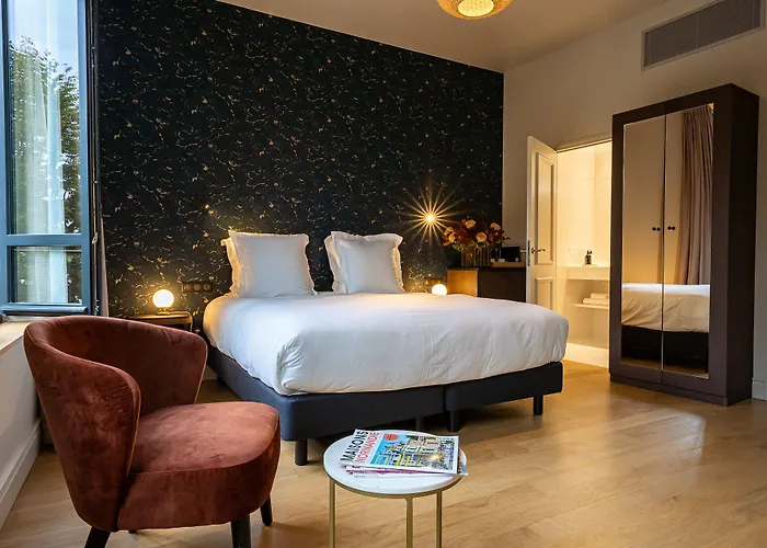 L'invitation Au Voyage - & Hotel Honfleur