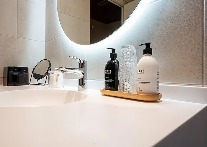 מלון L'invitation Au Voyage - &